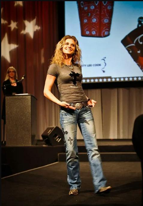 Woman Wearing Jeans and Diamond 57 T-Shirt on Runway Stage
